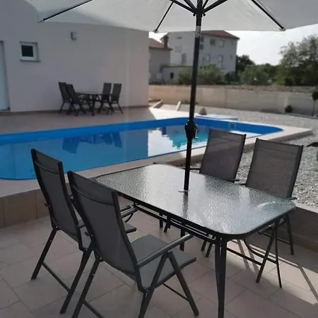 Maslina Apartament Novi Vinodolski